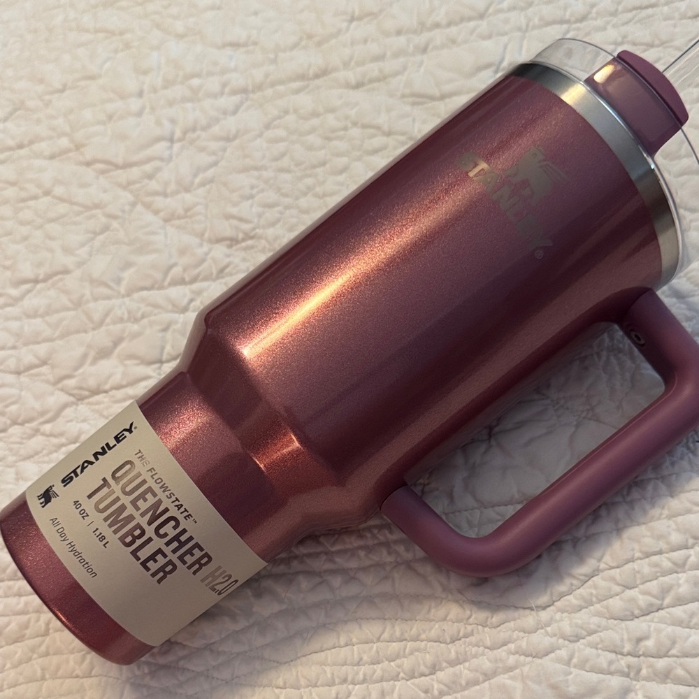 Stanley Mauve Shimmer Target Straw Tumbler Quencher New 40 ounce pink
